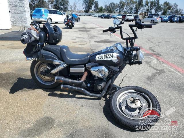 1HD1GY415BC318438 2011 HARLEY-DAVIDSON FX photo no. 2
