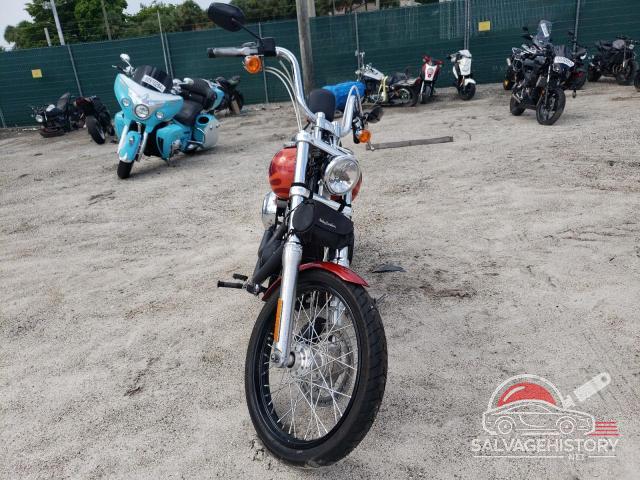 1HD1GPM10DC307117 2013 HARLEY-DAVIDSON FX photo no. 2