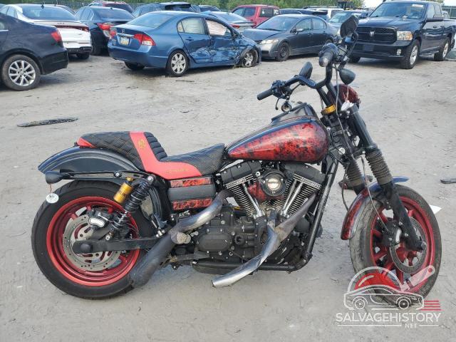 1HD1GS811HC301183 2017 HARLEY-DAVIDSON FX photo no. 2