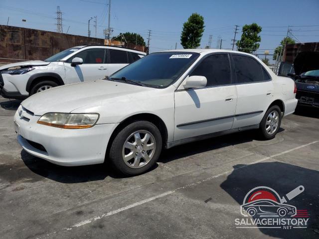 1HGCG5647WA221938 1998 HONDA ACCORD photo no. 1