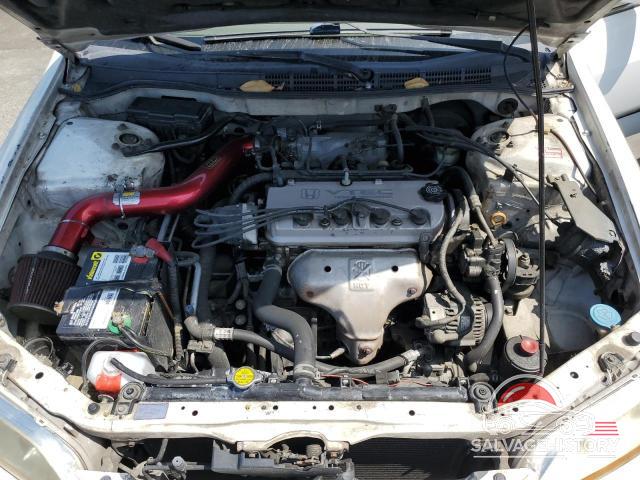 1HGCG5647WA221938 1998 HONDA ACCORD photo no. 11