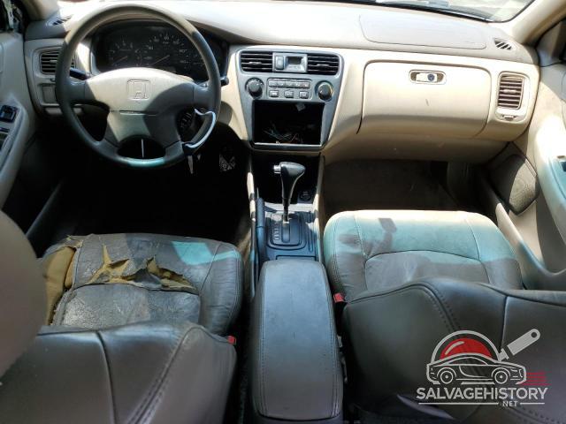 1HGCG5647WA221938 1998 HONDA ACCORD photo no. 8
