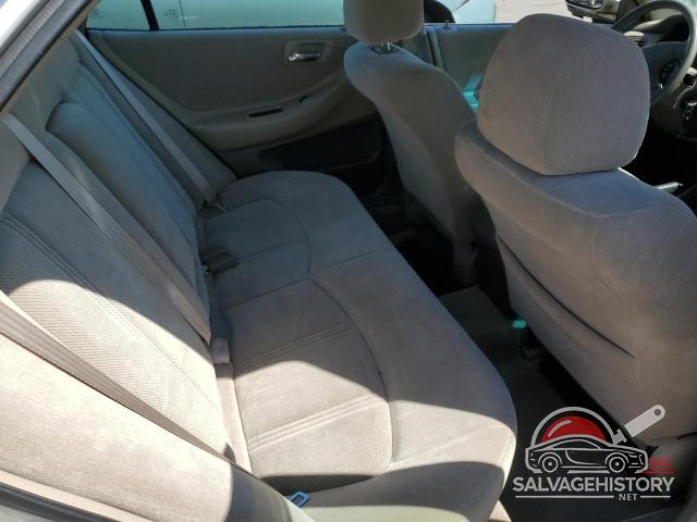 1HGCG1643XA063608 1999 HONDA ACCORD photo no. 10