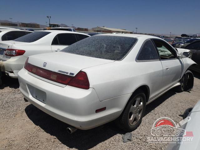 1HGCG225XXA029086 1999 HONDA ACCORD photo no. 3
