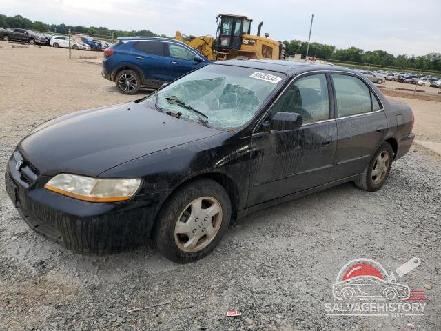 1HGCG5651XA057256 1999 HONDA ACCORD photo no. 1