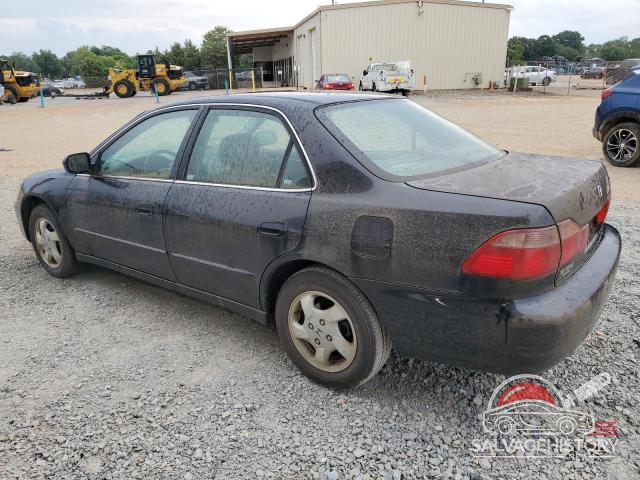 1HGCG5651XA057256 1999 HONDA ACCORD photo no. 2