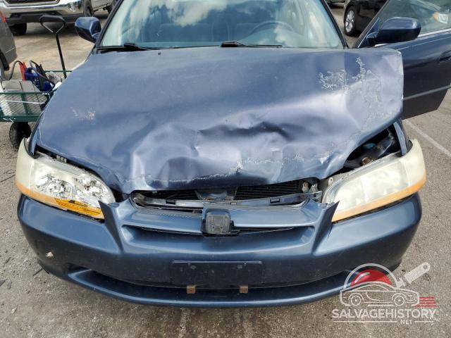 1HGCG564XYA011241 2000 HONDA ACCORD photo no. 11