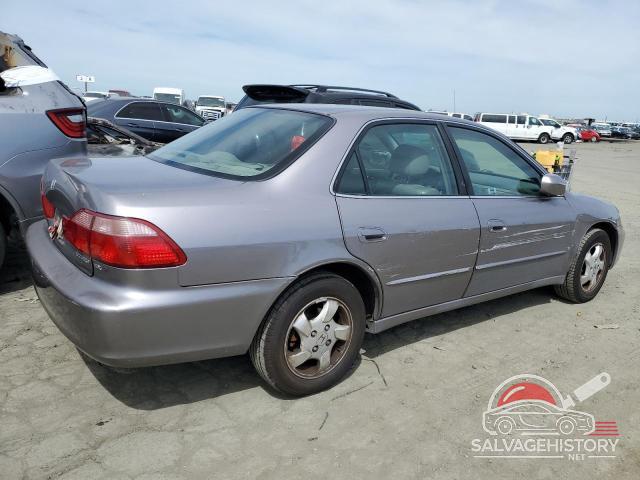 JHMCG6602YC034680 2000 HONDA ACCORD photo no. 3