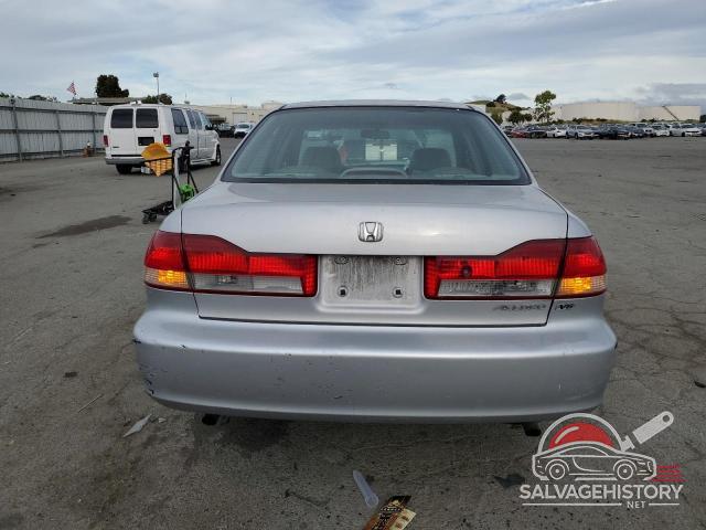 1HGCG16511A042420 2001 HONDA ACCORD photo no. 6