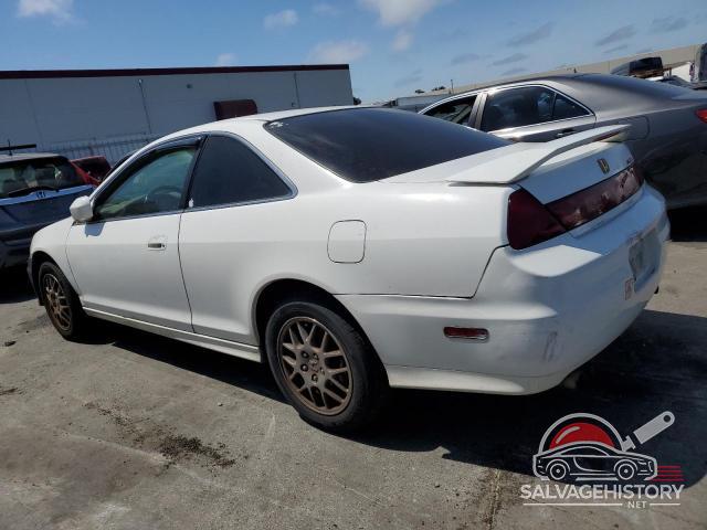 1HGCG22501A028293 2001 HONDA ACCORD photo no. 2