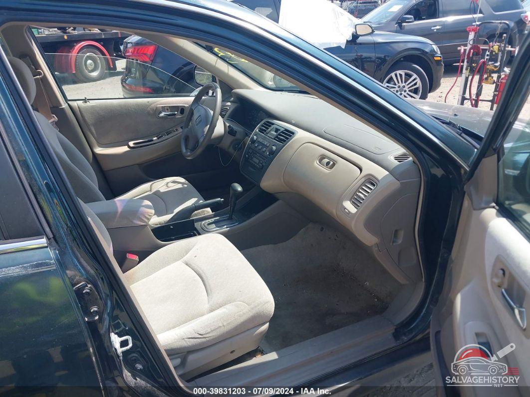 1HGCG56461A123220 2001 HONDA ACCORD photo no. 5