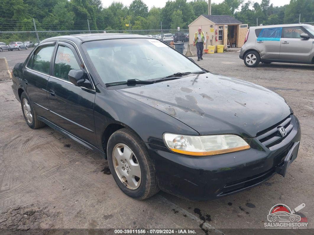 1HGCG16582A013689 2002 HONDA ACCORD photo no. 5