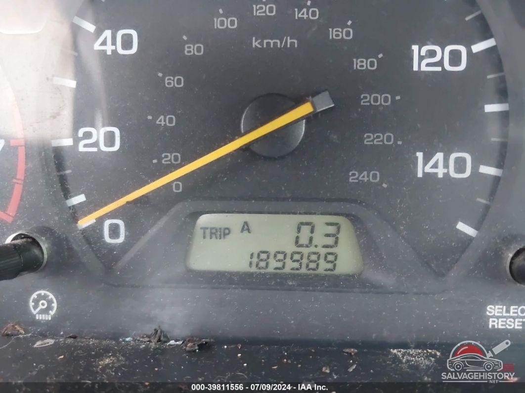 1HGCG16582A013689 2002 HONDA ACCORD photo no. 7