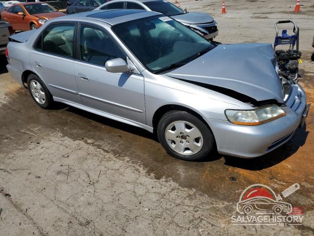 1HGCG16592A007299 2002 HONDA ACCORD photo no. 4