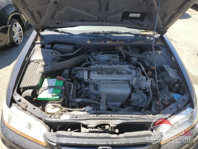 1HGCG32712A004254 2002 HONDA ACCORD photo no. 11