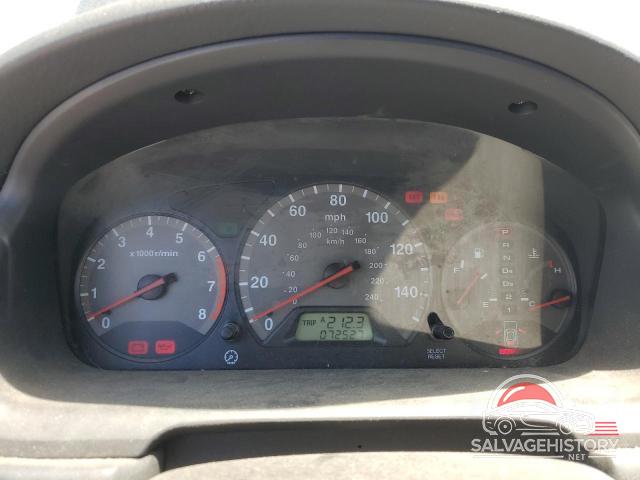 1HGCG32712A004254 2002 HONDA ACCORD photo no. 9