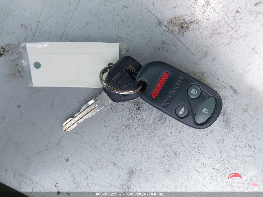 1HGCG56612A114184 2002 HONDA ACCORD photo no. 11