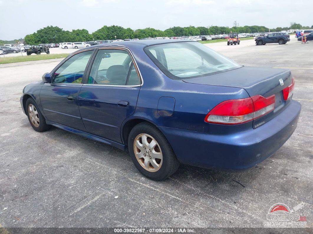 1HGCG56612A114184 2002 HONDA ACCORD photo no. 3