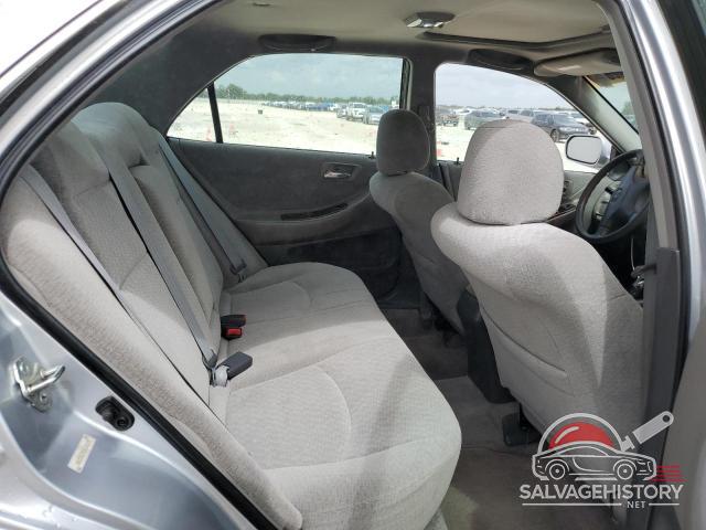 1HGCG56752A163378 2002 HONDA ACCORD photo no. 10