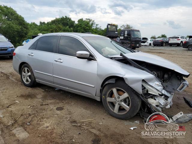 1HGCM56725A061498 2005 HONDA ACCORD photo no. 4