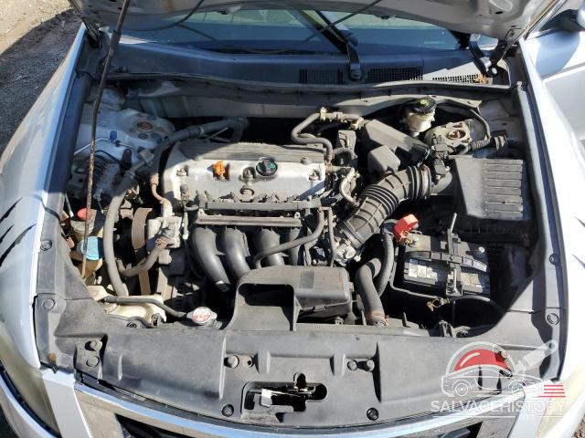 1HGCP2F3XAA073556 2010 HONDA ACCORD photo no. 11