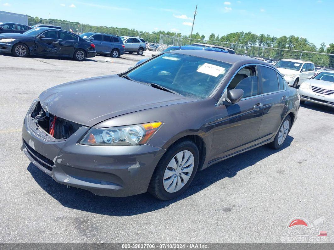 1HGCP2F32BA082057 2011 HONDA ACCORD photo no. 2