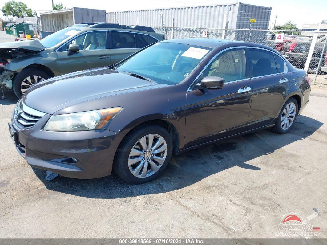 1HGCP3F80BA003857 2011 HONDA ACCORD photo no. 2