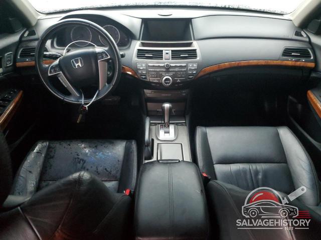 1HGCP3F8XBA018947 2011 HONDA ACCORD photo no. 8