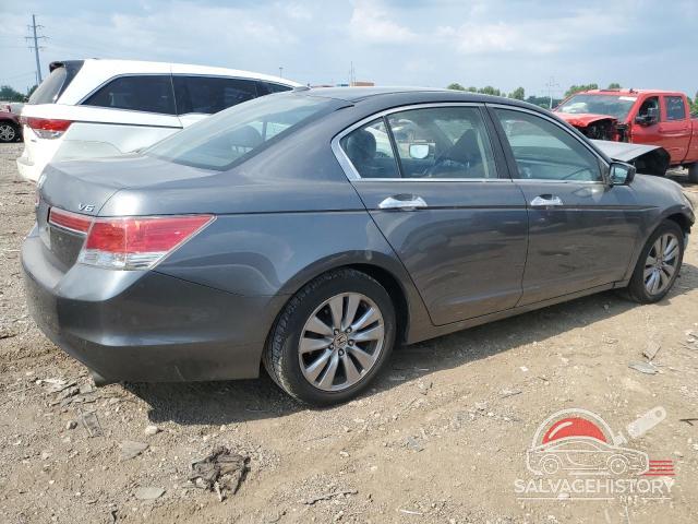 1HGCP3F86CA038209 2012 HONDA ACCORD photo no. 3