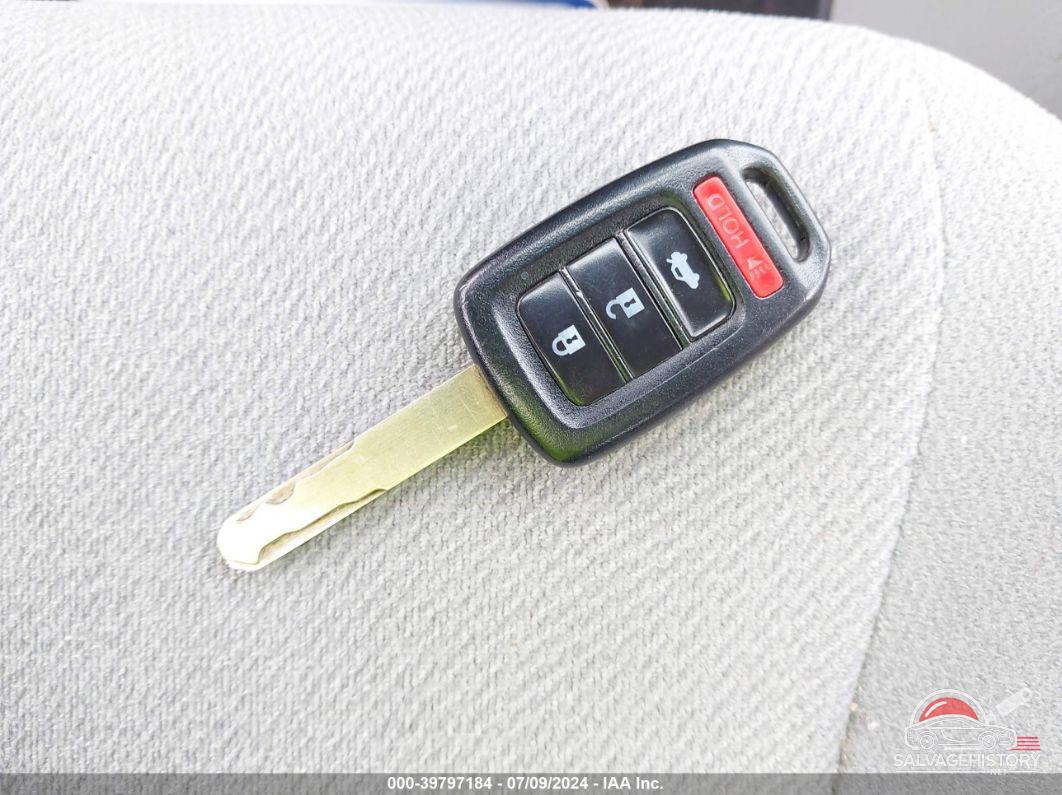 1HGCR2F31DA235704 2013 HONDA ACCORD photo no. 11
