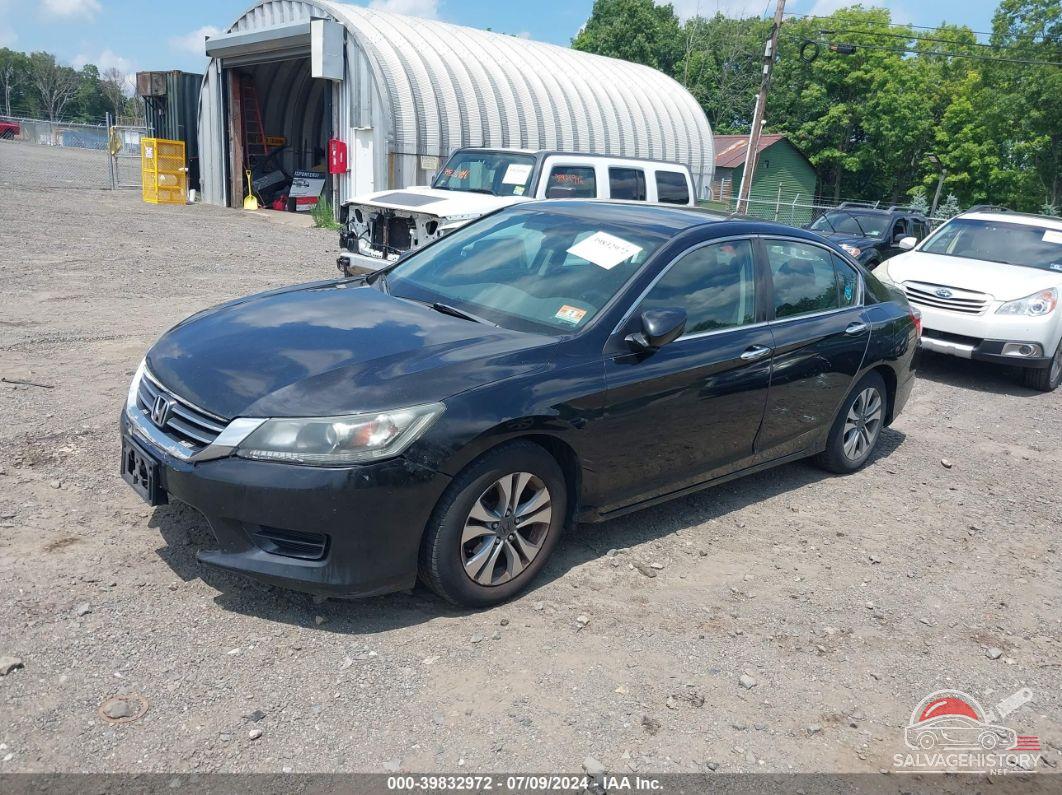 1HGCR2F36DA242549 2013 HONDA ACCORD photo no. 2