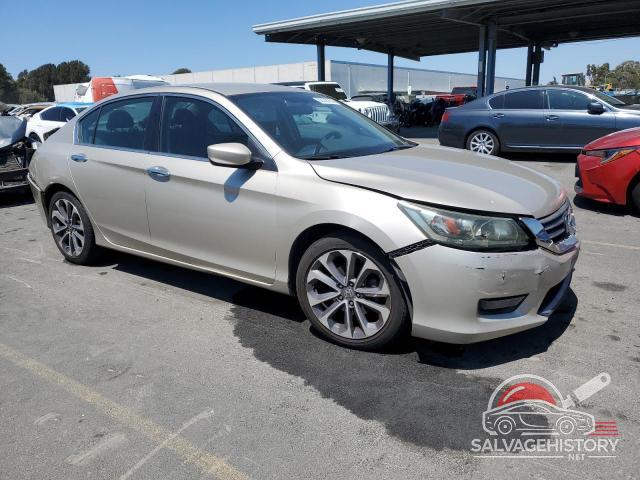 1HGCR2F58FA018946 2015 HONDA ACCORD photo no. 4