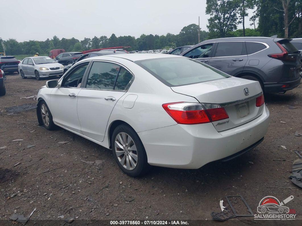 1HGCR2F76FA270065 2015 HONDA ACCORD photo no. 3