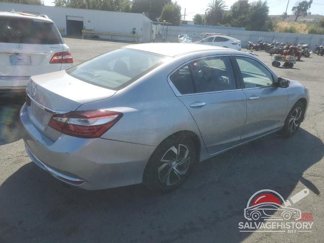 1HGCR2F36HA232643 2017 HONDA ACCORD photo no. 3