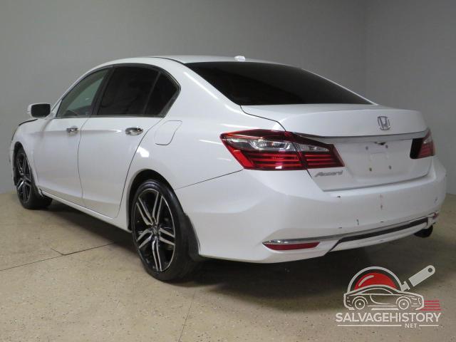 1HGCR2F78HA032463 2017 HONDA ACCORD photo no. 4