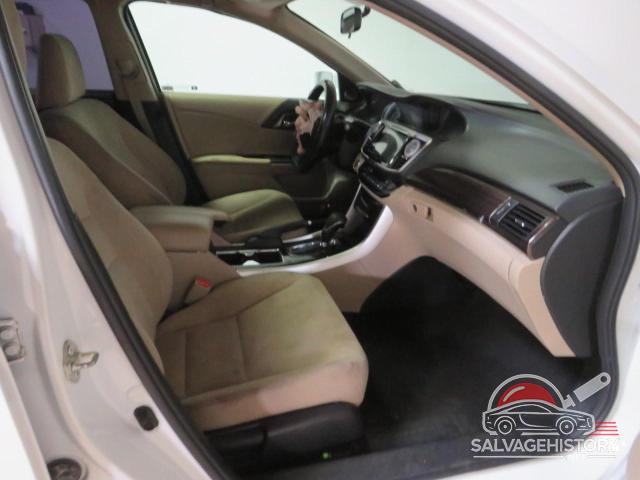 1HGCR2F78HA032463 2017 HONDA ACCORD photo no. 5