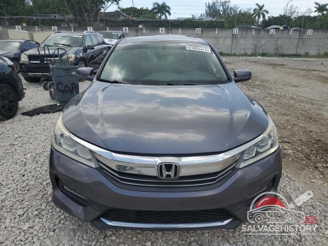 1HGCR2F85HA104647 2017 HONDA ACCORD photo no. 5