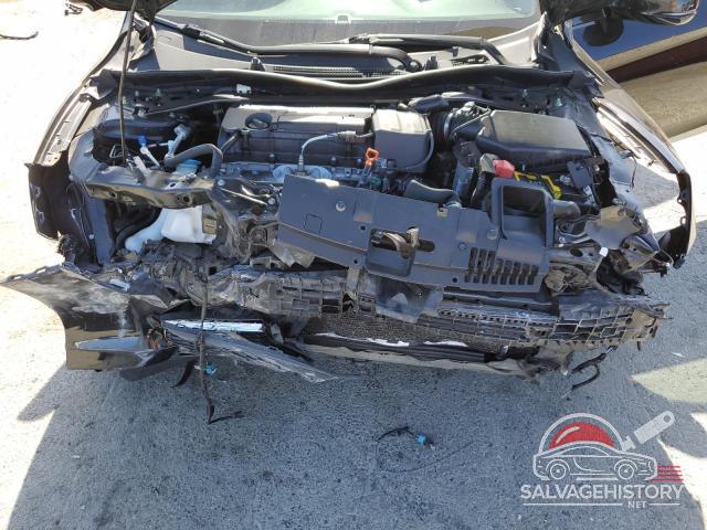 1HGCR2F87HA268059 2017 HONDA ACCORD photo no. 11