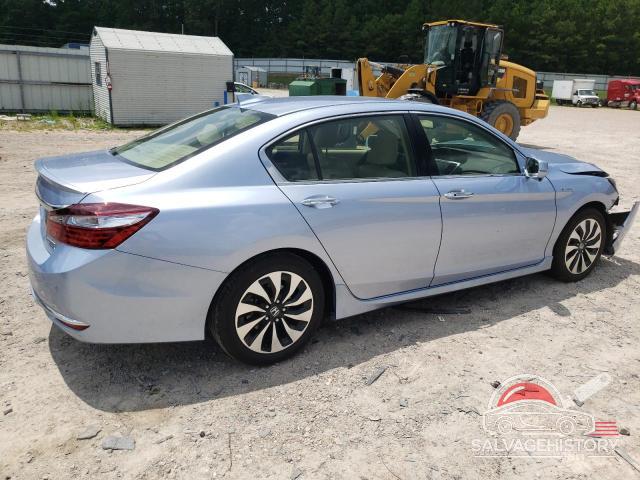 JHMCR6F70HC025662 2017 HONDA ACCORD photo no. 3