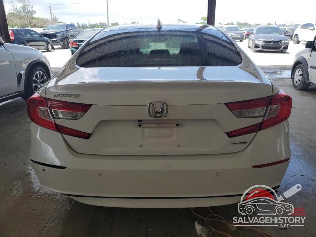 1HGCV1F90JA021065 2018 HONDA ACCORD photo no. 6