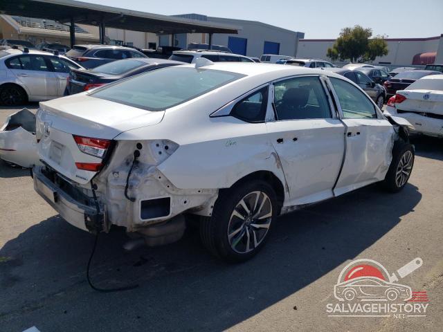1HGCV3F17JA015348 2018 HONDA ACCORD photo no. 3