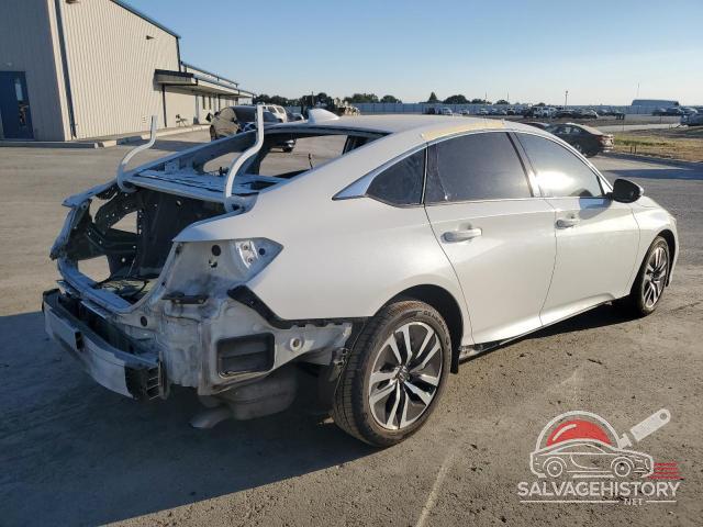 1HGCV3F19LA018545 2020 HONDA ACCORD photo no. 3