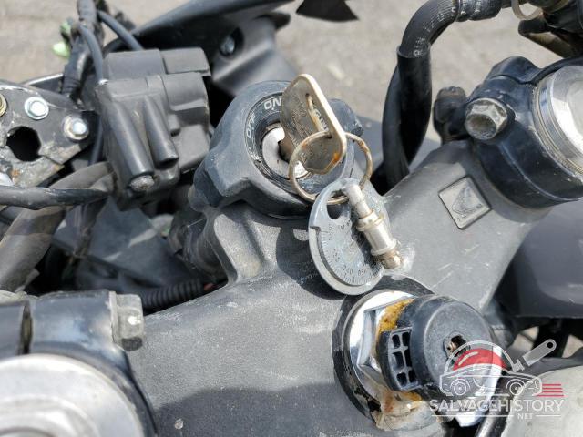 JH2PC35092M308755 2002 HONDA CBR CYCLE photo no. 8