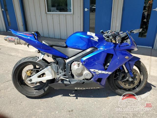 JH2PC37064M101160 2004 HONDA CBR CYCLE photo no. 2
