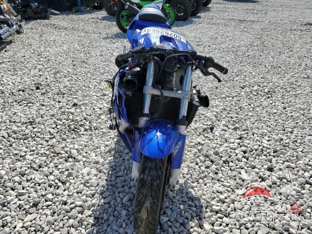JH2PC37084M106280 2004 HONDA CBR CYCLE photo no. 2