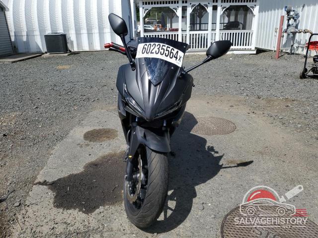 MLHPC4414J5500339 2018 HONDA CBR CYCLE photo no. 2