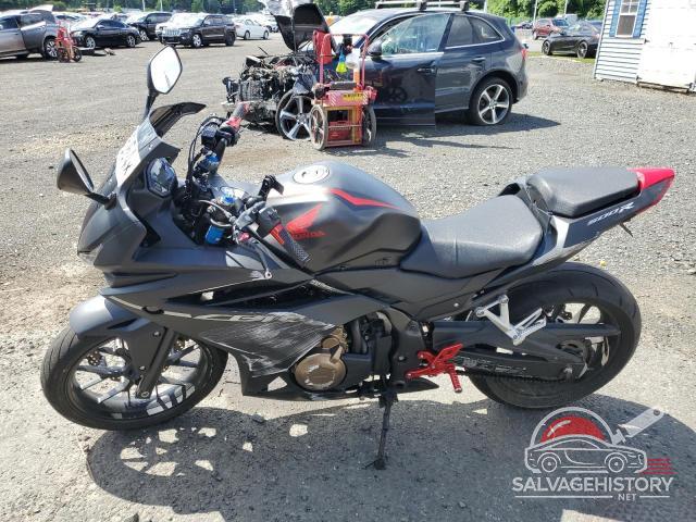 MLHPC4414J5500339 2018 HONDA CBR CYCLE photo no. 3