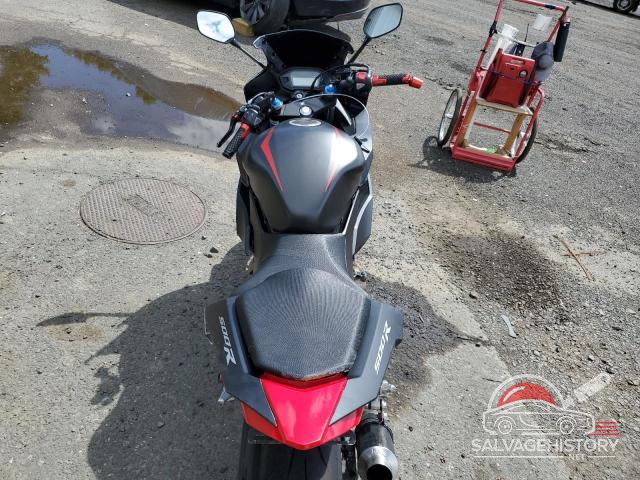 MLHPC4414J5500339 2018 HONDA CBR CYCLE photo no. 6