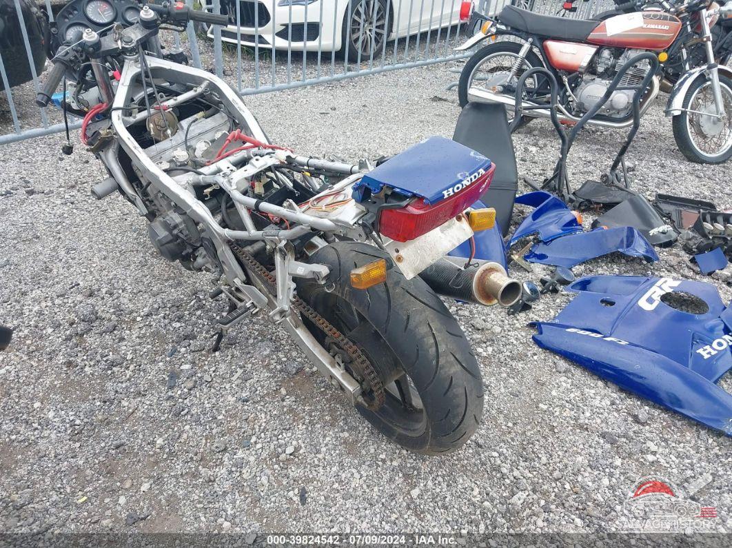 JH2PC2507RM302019 1994 HONDA CBR600 photo no. 3
