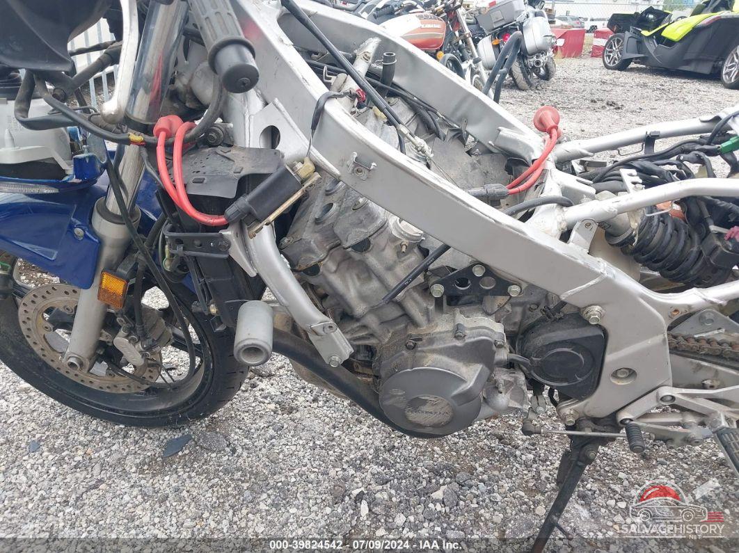 JH2PC2507RM302019 1994 HONDA CBR600 photo no. 9